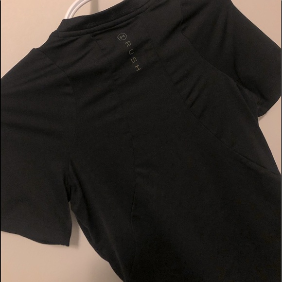 Under Armour Rush Athletic T-Shirt - Picture 3 of 5